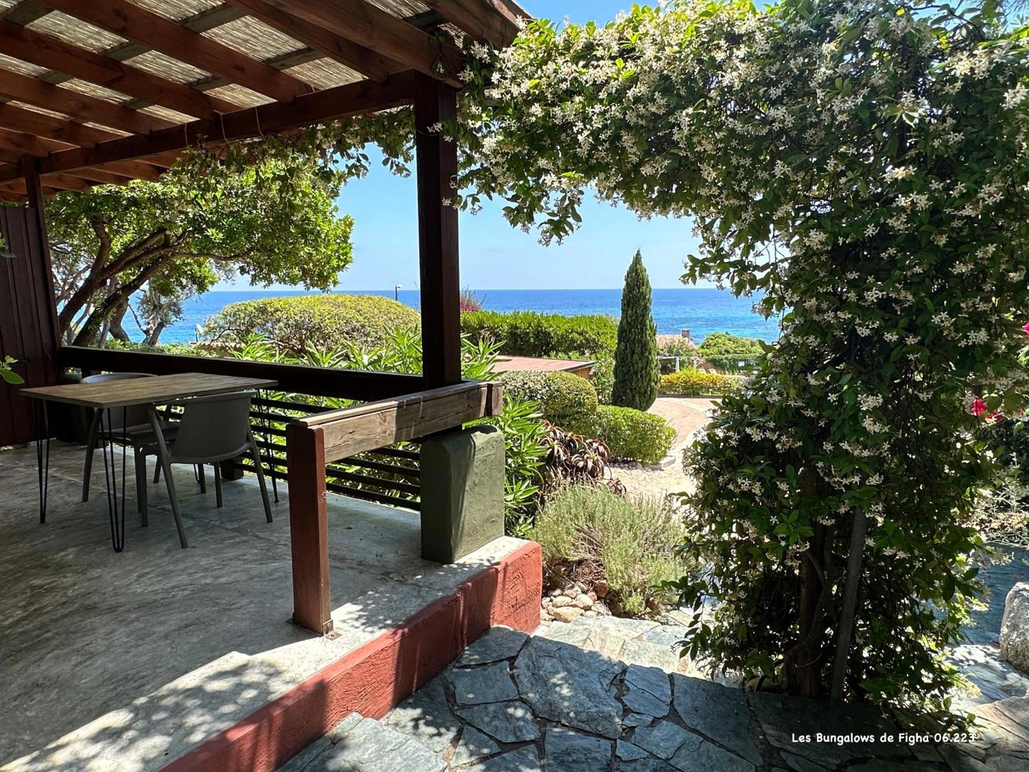 Les Bungalows De Figha Tarcu Exterior photo
